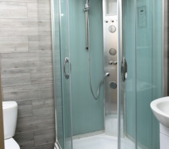 Twin Room/Double Room в Melton Hotel