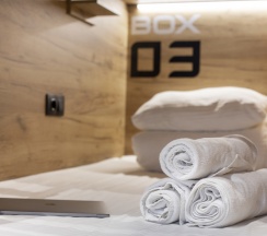 Односпальная кровать в 4-х местном женском номере в Via hostel