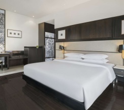 Двухместный номер Terrace Whirlpool двуспальная кровать в Hyatt Regency Phuket Resort