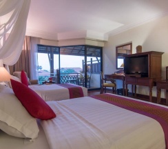 Семейный люкс с 2 комнатами в Angkor Palace Resort & Spa
