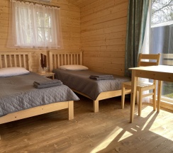 1-комнатный коттедж стандарт с 2 односпальными кроватями в Тритон