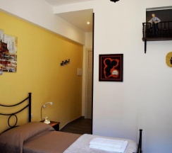 Номер Deluxe в Neapolis Pie