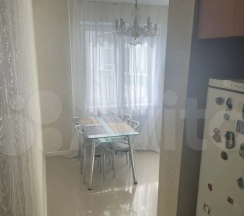 Квартира в Апартаменты на улица Братьев Жабровых, 3
