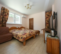 Трёхместный номер Comfort в Арина