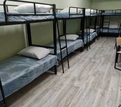 Кровать в 12-местном общем женском номере Сарма в Точка Байкала