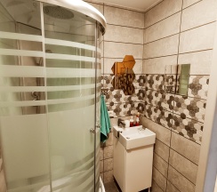 Дом на 14 человек в Шалаш-коттедж