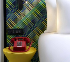 Двухместный номер Atrium View Premium двуспальная кровать в ibis Styles Bangkok Silom