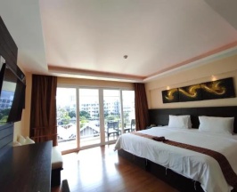Двухместный номер Deluxe с видом на сад (двуспальная кровать) в R-Mar Resort and Spa