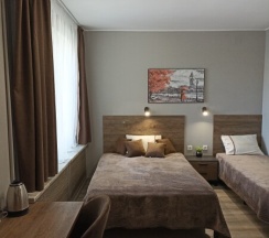 Стандарт с двуспальной и односпальной кроватями в Ana