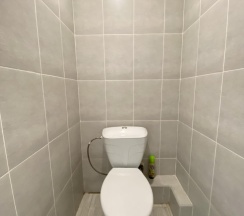 Комната эконом с 2 односпальными кроватями 2 этаж (общие удобства) в Солнечный берег