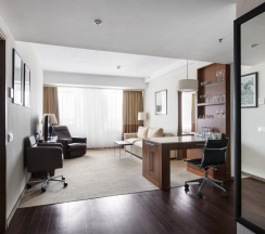 3-комнатные апартаменты люкс в Staybridge Suites