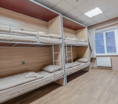 Место в четырехместном мужском номере в Ледокол