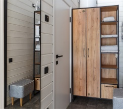 Коттедж с 1 спальней и купелью без сауны в Black Village Family