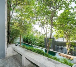 Вилла с 2 комнатами с балконом и с видом на горы в Design Duplex P10 in Natural Park Resort