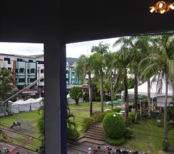 Двухместный номер Deluxe с балконом двуспальная кровать в Allstar Guesthouse