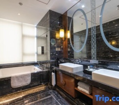 Номер Deluxe в Xi'an YongChang Hotel