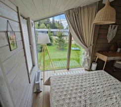 Коттедж с красивым видом из окна в Бали