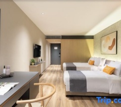 Трёхместный семейный номер Standard в Dash Living on Prat