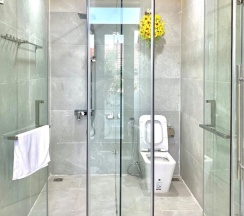 Номер Standard в Golden Inn Hotel