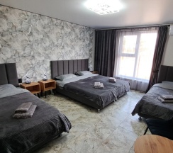 Четырёхместный номер Standard с красивым видом из окна в Шале