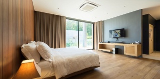 Камала Бич: Отель The Naka Phuket a member of Design Hotels