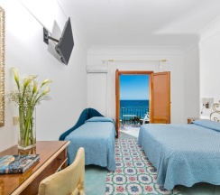 Трёхместный номер Standard с видом на море в Hotel Pupetto
