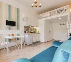 Двухуровневая студия комфорт четырехместная в Sokroma Фонтанный дом