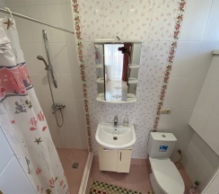 9 "Розовый комфорт" трехместный с террасой и балконом 2 этаж в На круче