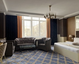 Двухместный люкс двуспальная кровать в Grand Erbil Hotel