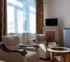 Номер стандарт с 2 односпальными кроватями в Маргобай