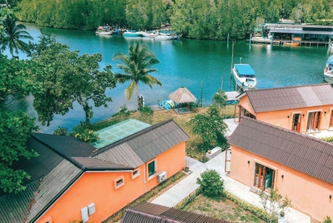 Ко Куд: Хостел The Little White Bird Traveller Hostel