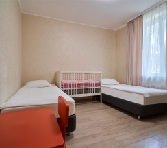 Коттедж с двумя спальнями в Салют