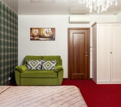 Семейный номер категории "Улучшенный комфорт" в ПолиАрт Парк