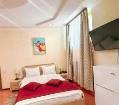 Первая категория-семейный номер в Олимпия