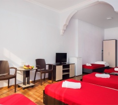 Стандарт пятиместный номер с балконом в Ниагара фоллс