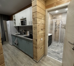 Апартаменты вместимостью 2+2 2 этаж (№6) в Сибирский