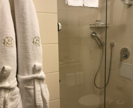 Делюкс Твин в Высоцкий