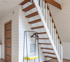 Четырёхместный коттедж с видом на озеро в Берег