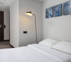 Двухместный люкс Long Stay двуспальная кровать в Courtyard by Marriott Tashkent