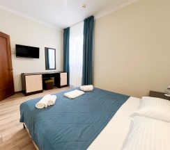 Семейный номер (2x-комнатный 3x-местный номер) в Марко Поло