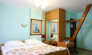 Повышенной комфортности c балконом в Старый доктор