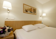 Супериор с двуспальной кроватью в Гранд Авеню by Usta Hotels