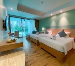 Двухместный номер Pool Access Deluxe двуспальная кровать в Crest Resort & Pool Villas