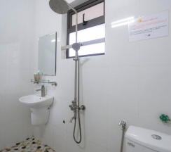 Двухместный номер Superior двуспальная кровать в Ha Long Bay Fancy Hostel