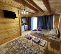 Апартаменты с балконом и с красивым видом из окна в Sofa