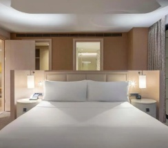 Люкс c 1 комнатой с панорамным видом в Hilton Batumi