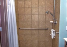 Четырёхместный номер Standard в Holiday Inn Express & Suites Austin South, an IHG Hotel