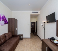 Номер улучшенный семейный в Колибри