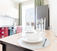 Карташова 3, 45 кв.м, (пр.Ленина 100м) в Апартаменты Петровские
