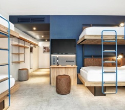 Четырёхместный номер Comfort в H2 Hotel München Olympiapark